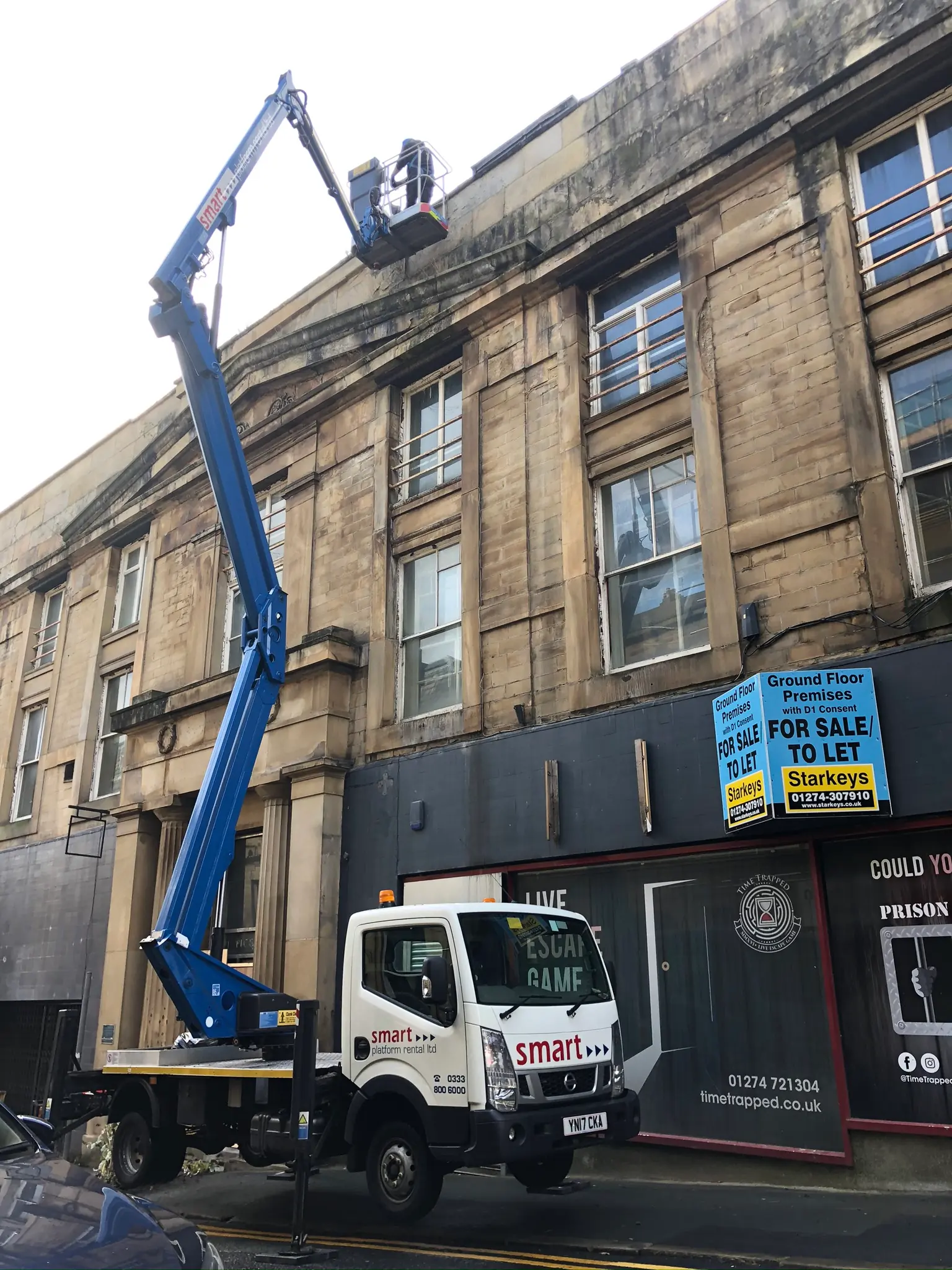 Cherry picker hire, photo 9