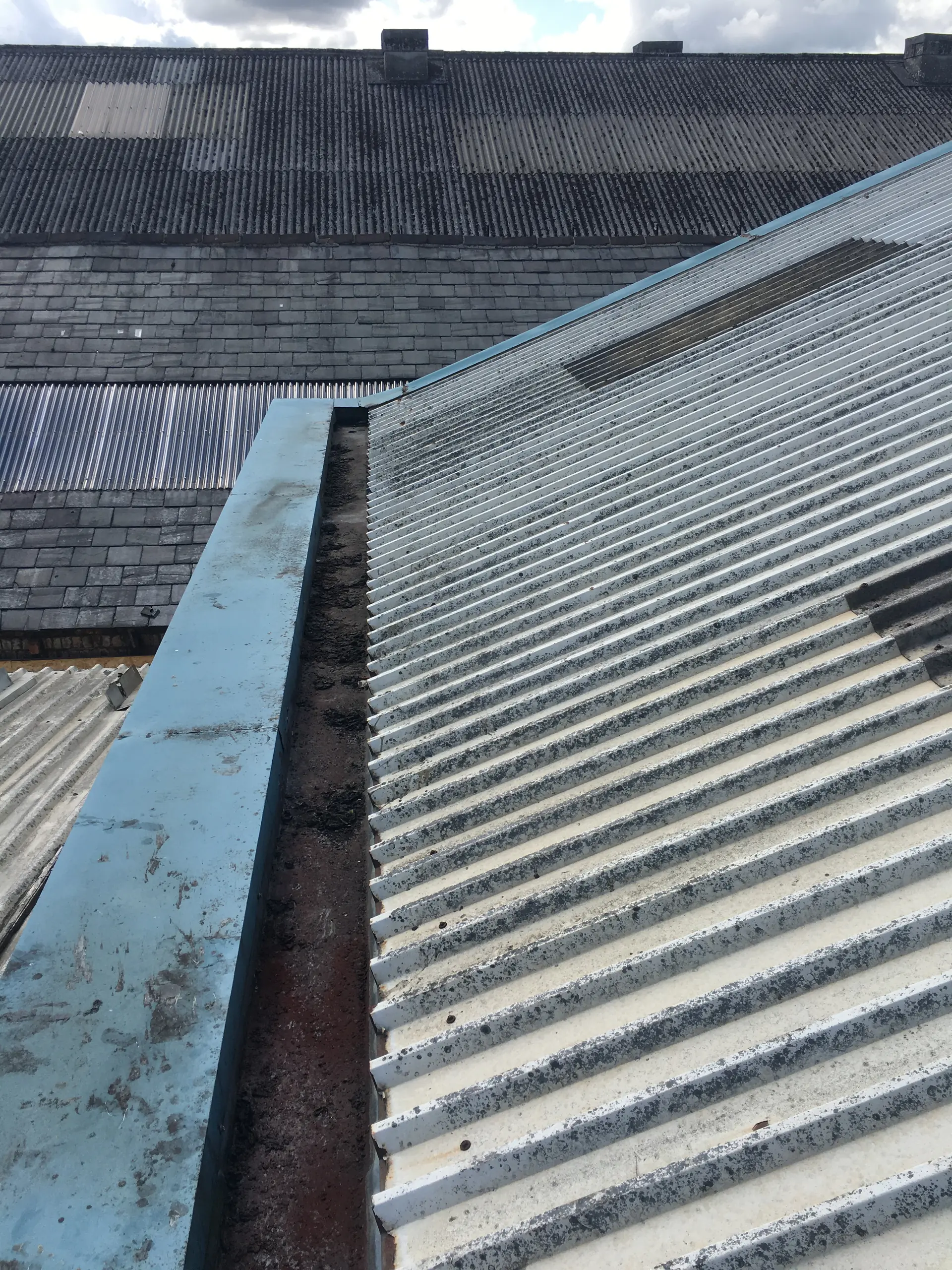Gutter work in Keighley, photo 9